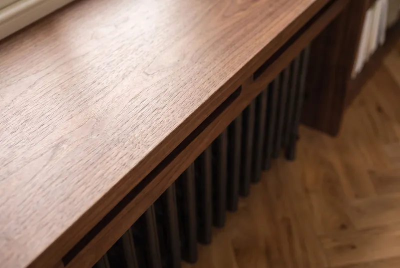 Biblioteczka w salonie na Mokotowie, zdjęcie 4 z 4